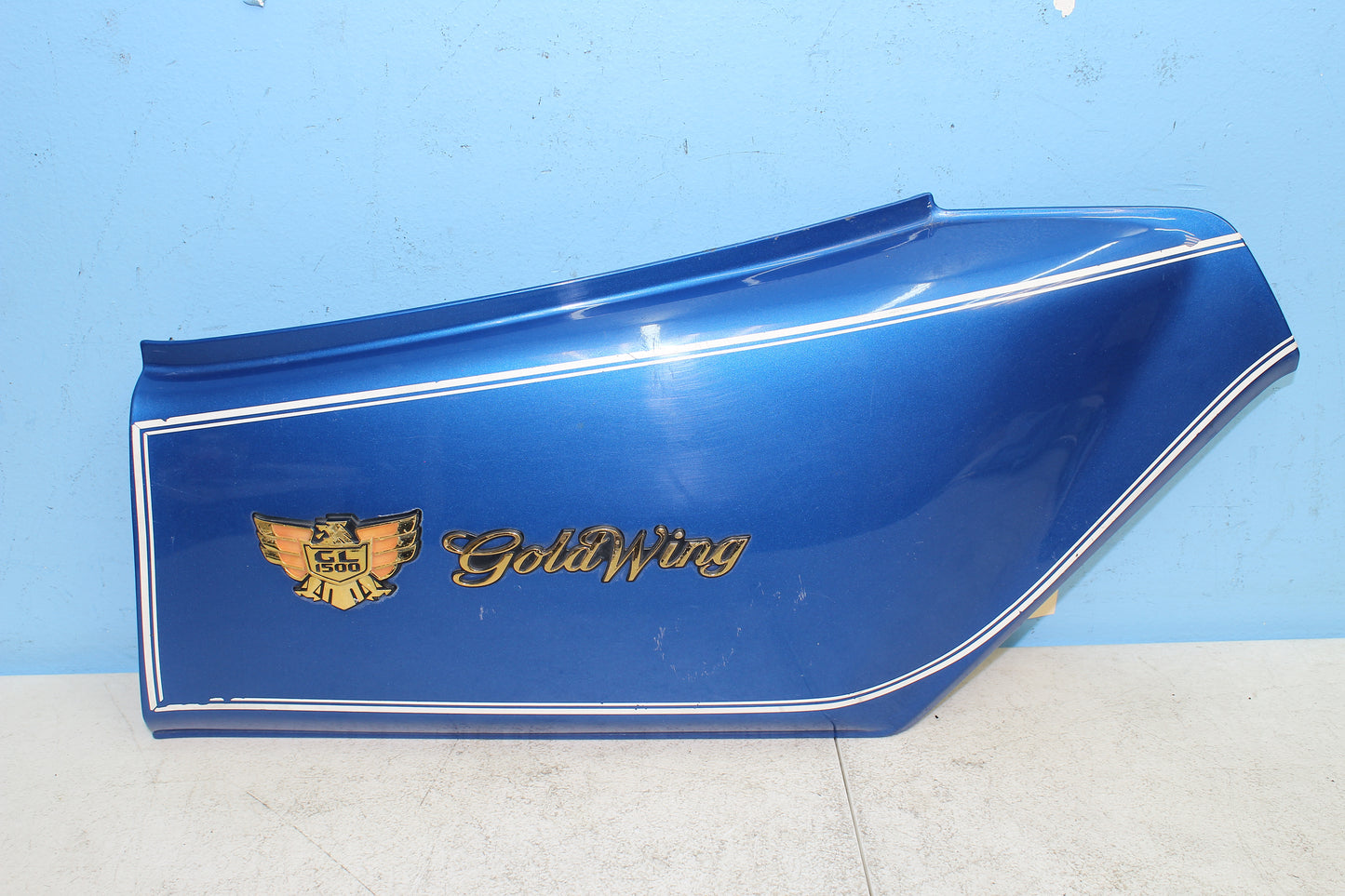 88-00 Honda Goldwing GL1500 OEM Right Side Lower Seat Side Cover 83600-MN5-0100