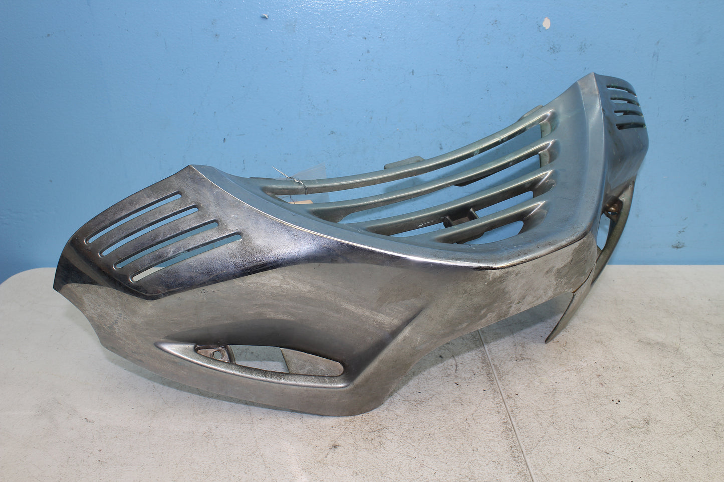 88-00 Honda Goldwing GL1500 OEM Front Lower Cowl Fairing Chrome 64300-MN5-000ZL *DMG*