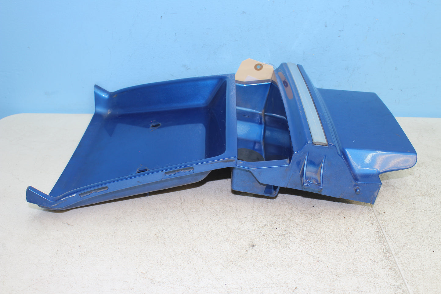 88-00 Honda Goldwing GL1500 OEM Rear Center Fender Panel 80100-MN5-0000