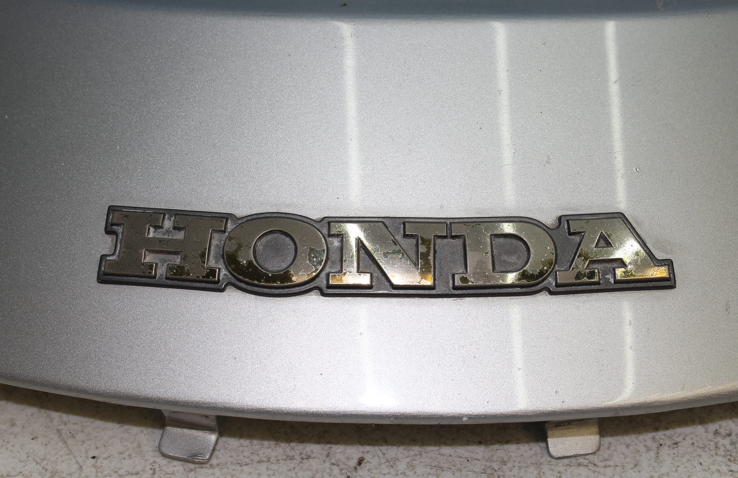 88-00 Honda Goldwing GL1500 OEM Under Windshield Garnish Trim 64110-MY4-870ZA
