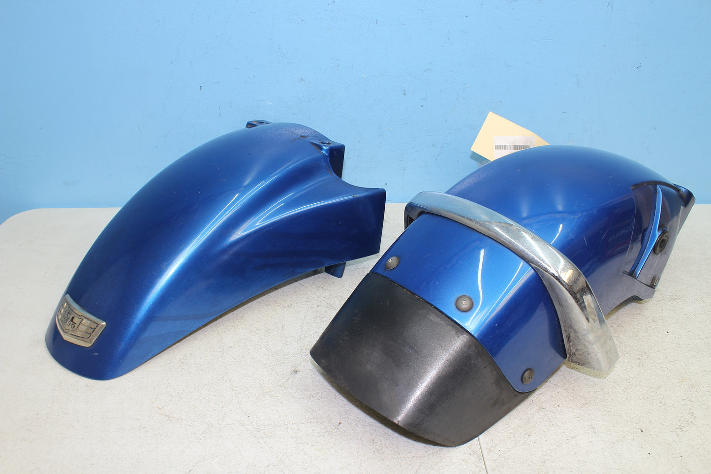 88-00 Honda Goldwing GL1500 OEM Complete Front Fender Assembly