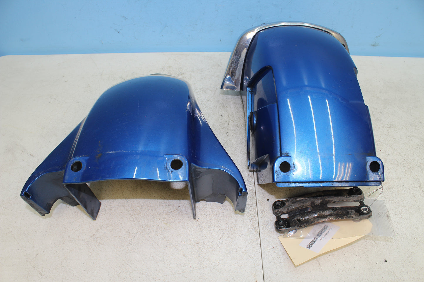 88-00 Honda Goldwing GL1500 OEM Complete Front Fender Assembly