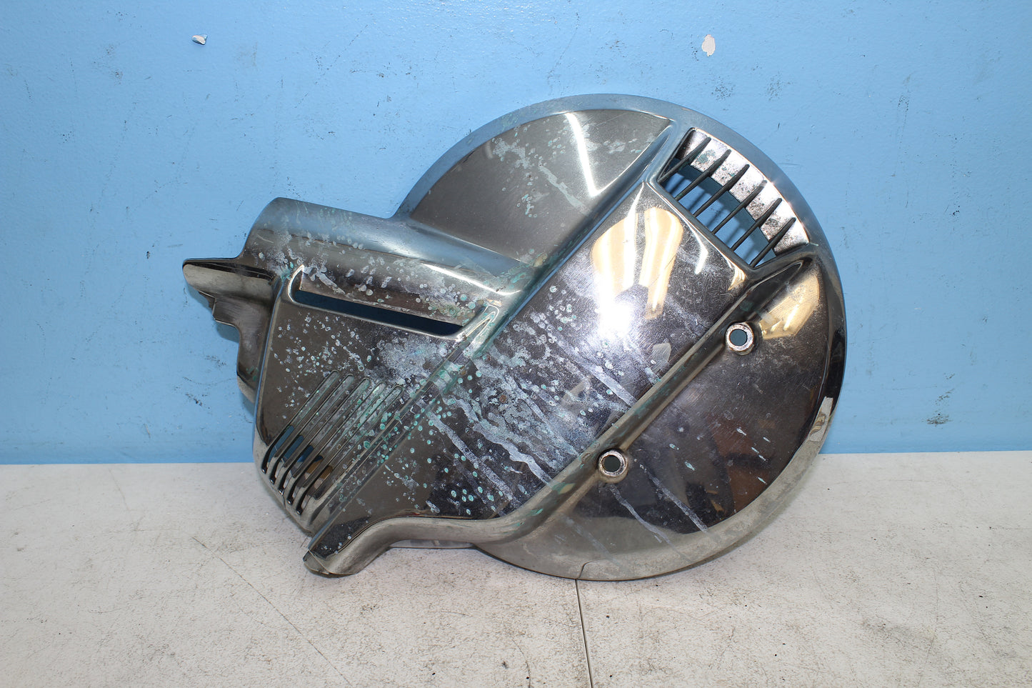 88-00 Honda Goldwing GL1500 OEM Right Front Wheel Rotor Cover 44111-MN5-000ZA *DMG*