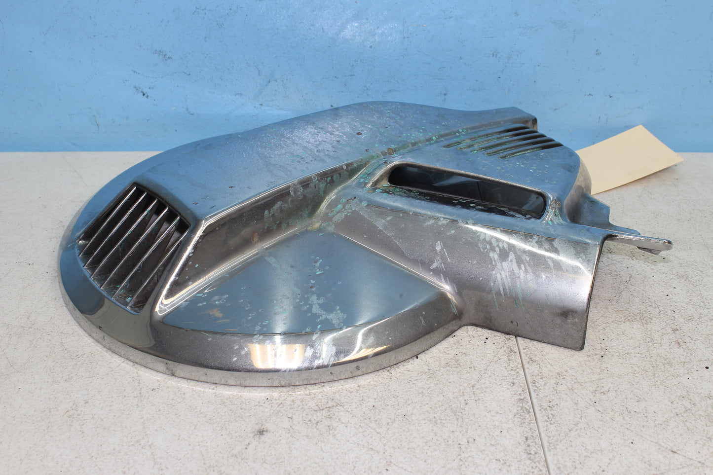 88-00 Honda Goldwing GL1500 OEM Right Front Wheel Rotor Cover 44111-MN5-000ZA *DMG*
