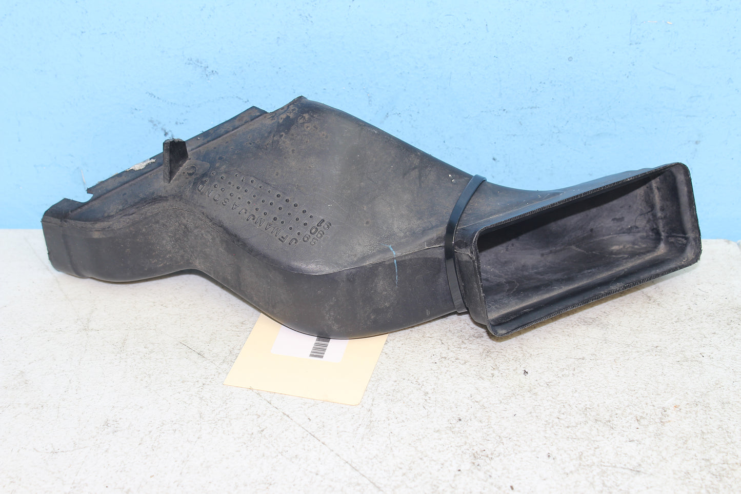 88-00 Honda Goldwing GL1500 OEM Right Upper Air Vent Duct 64275-MN5-000 *DMG*
