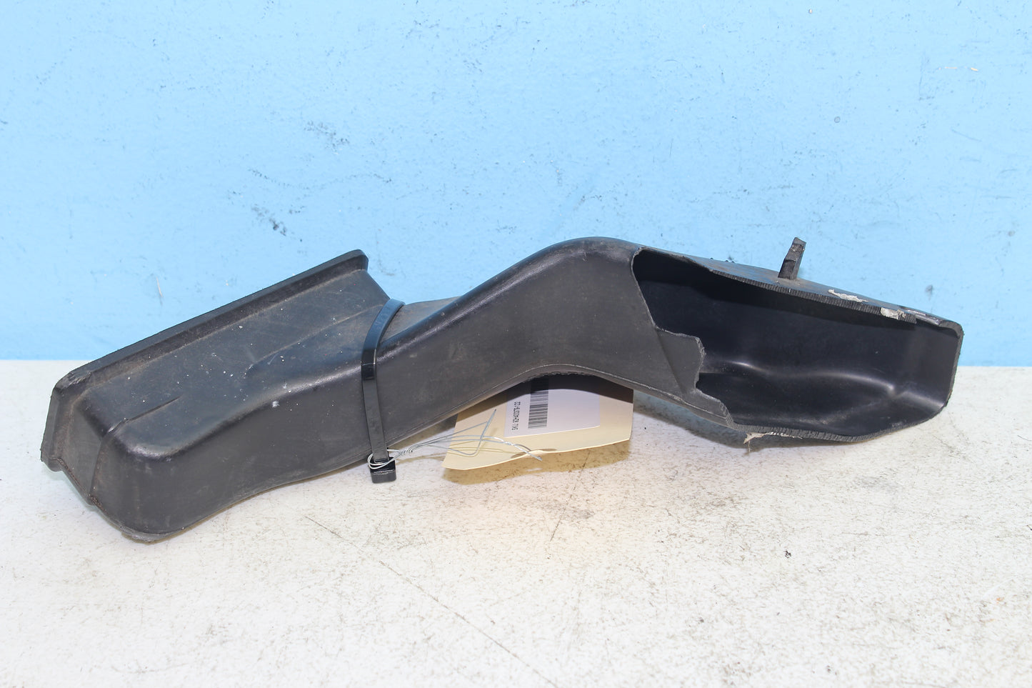 88-00 Honda Goldwing GL1500 OEM Right Upper Air Vent Duct 64275-MN5-000 *DMG*