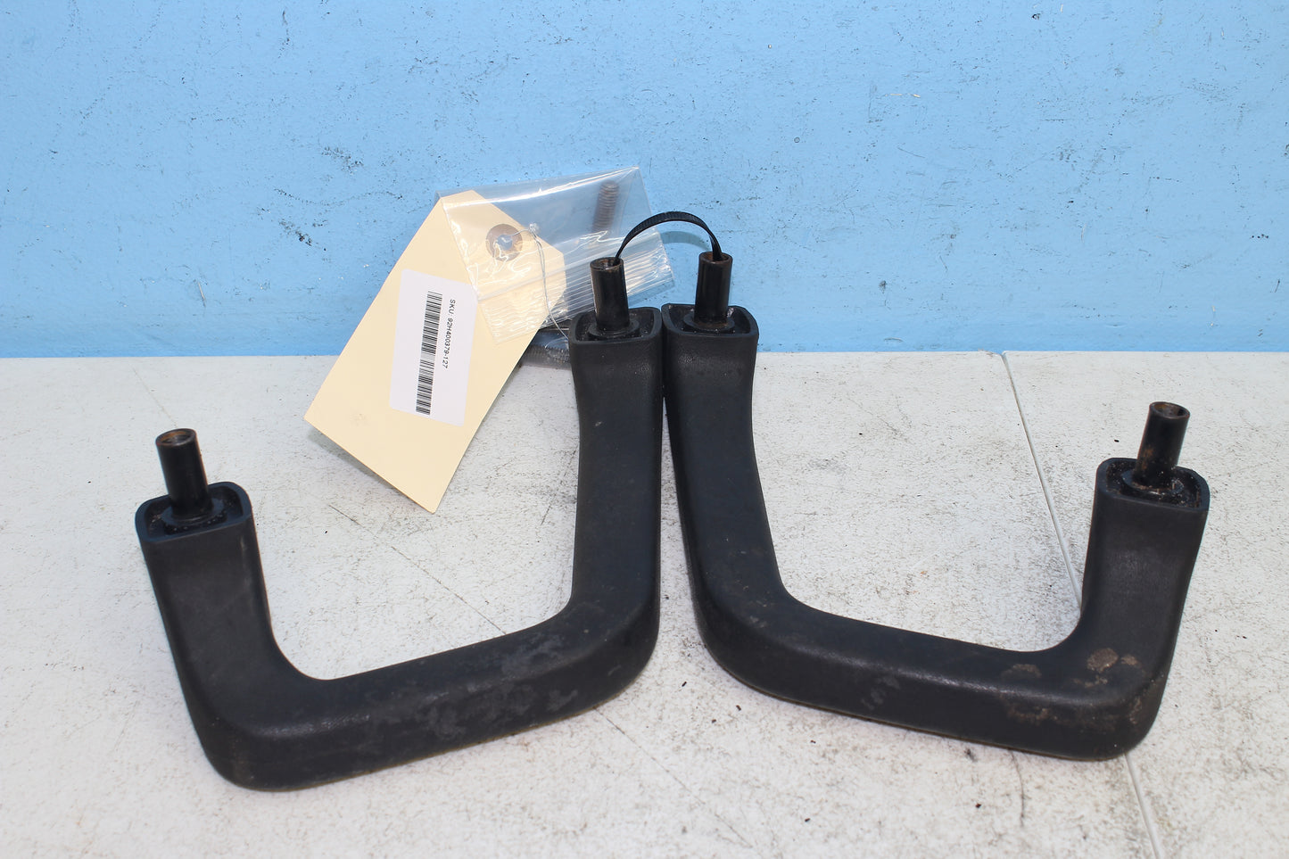 88-00 Honda Goldwing GL1500 OEM Rear Seat Grab Handles 84110-MN5-000/ 84120-MN5-000