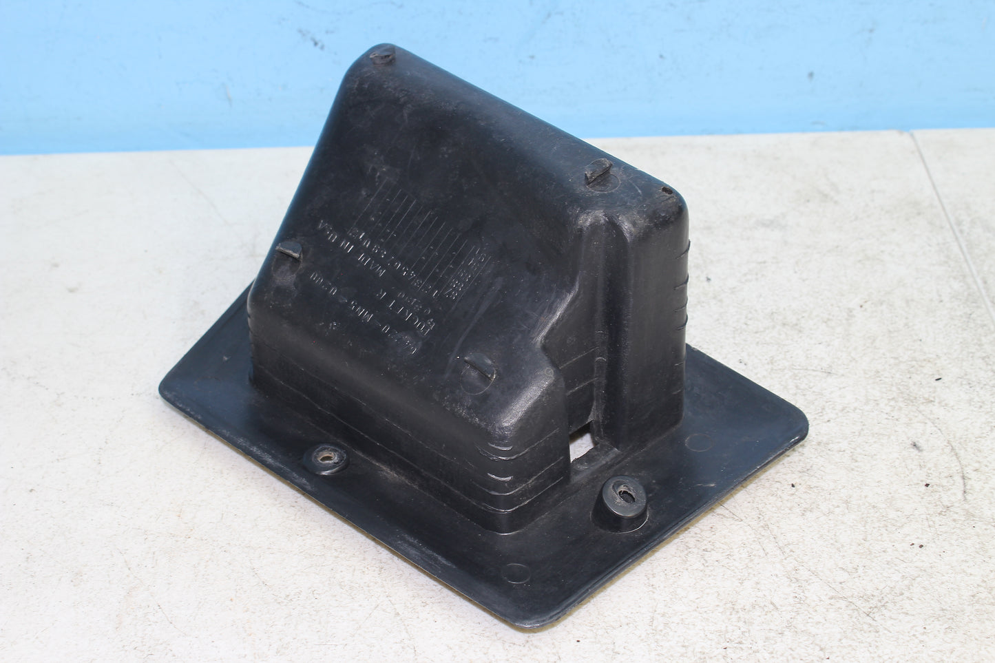 88-00 Honda Goldwing GL1500 OEM Front Right Storage Pocket w/ Lid 64220-MN5-0200