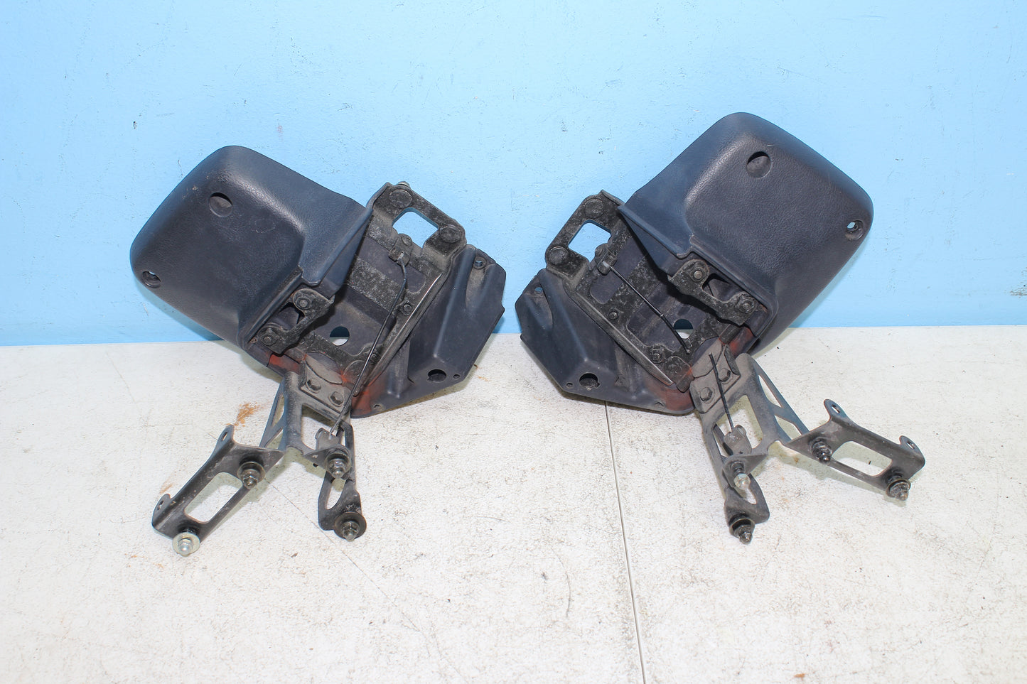 88-00 Honda Goldwing GL1500 OEM Rear Arm Rest Mount w Trunk Hinges Set
