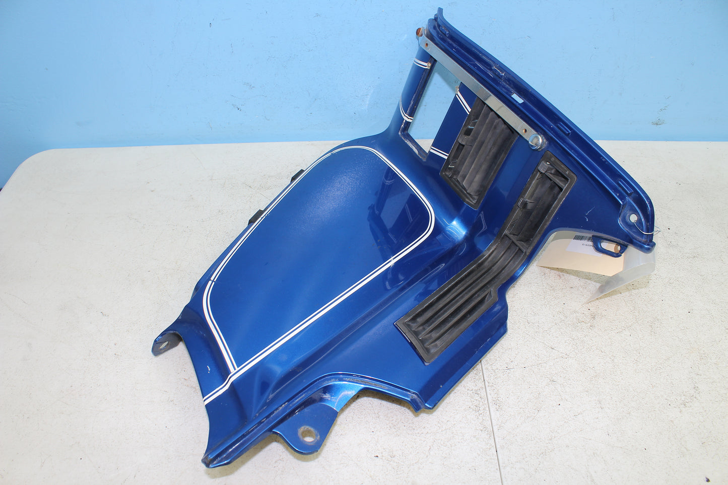 88-00 Honda Goldwing GL1500 OEM Right Upper Shelter Fairing Cover 83111-MN5-3100