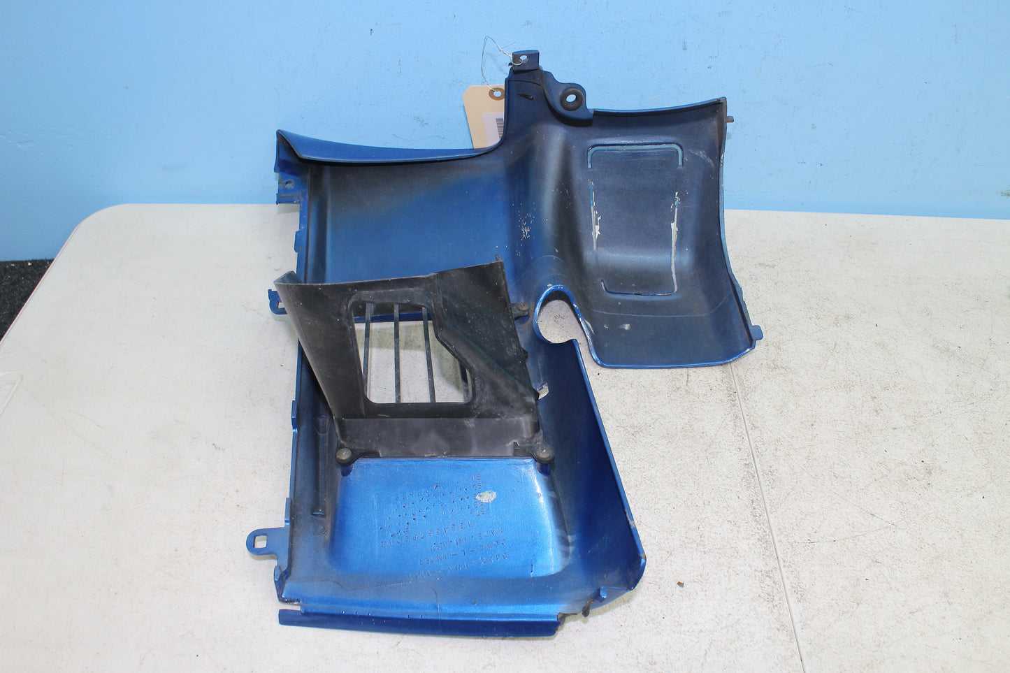 88-00 Honda Goldwing GL1500 OEM Left Lower Cowl Fairing 64290-MN5-0000