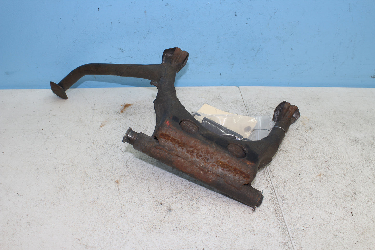 88-00 Honda Goldwing GL1500 OEM Main Stand Kickstand 50500-MW5-000