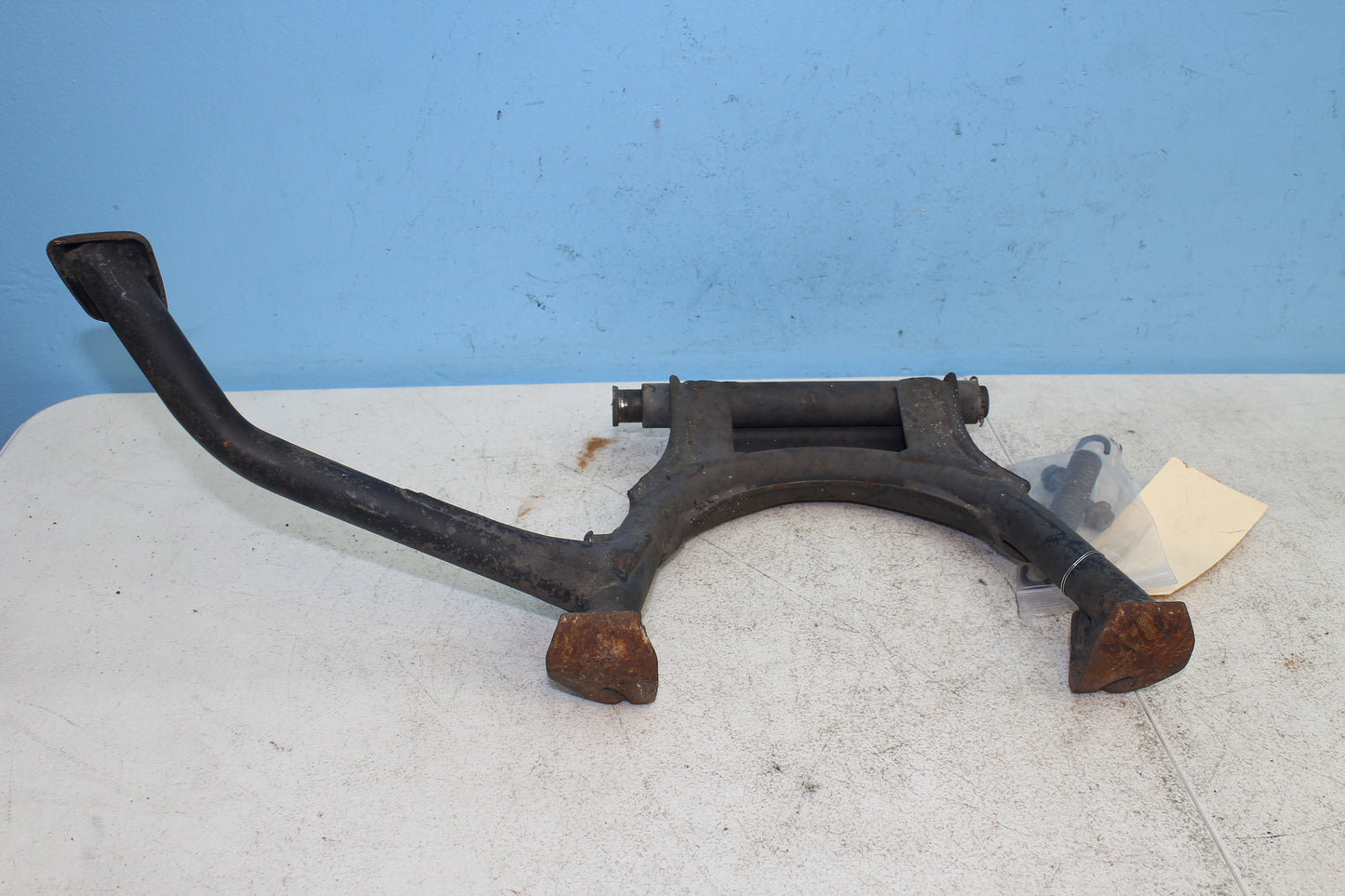 88-00 Honda Goldwing GL1500 OEM Main Stand Kickstand 50500-MW5-000