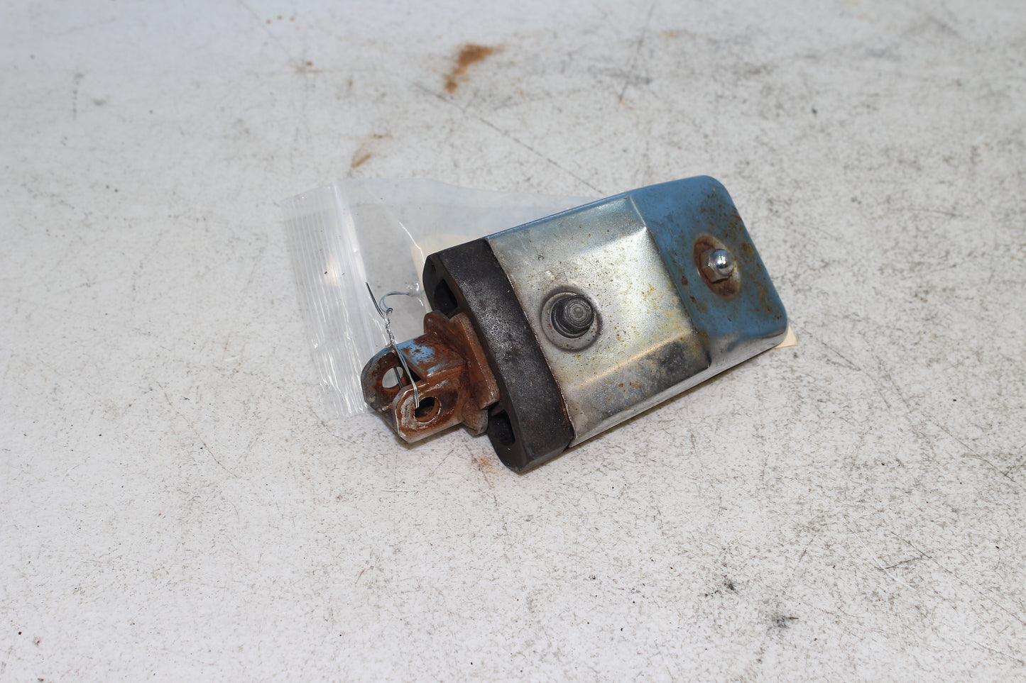 88-00 Honda Goldwing GL1500 OEM Left Driver Footpeg Foot Rest 50640-MT2-000