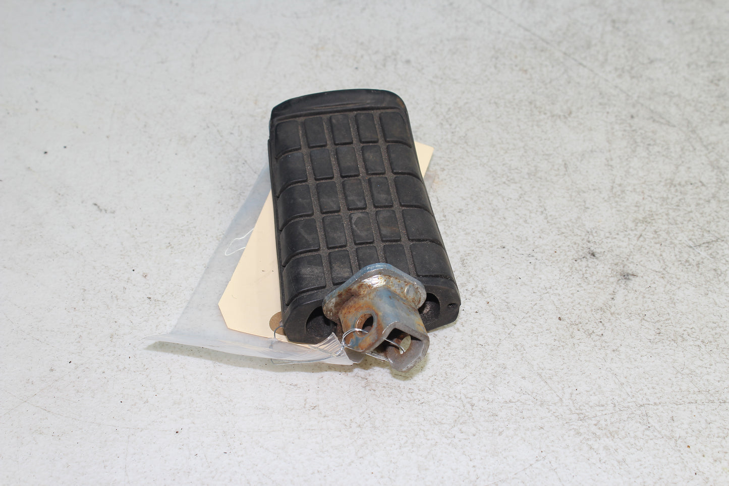 88-00 Honda Goldwing GL1500 OEM Right Driver Footpeg Foot Rest 50630-MT2-000