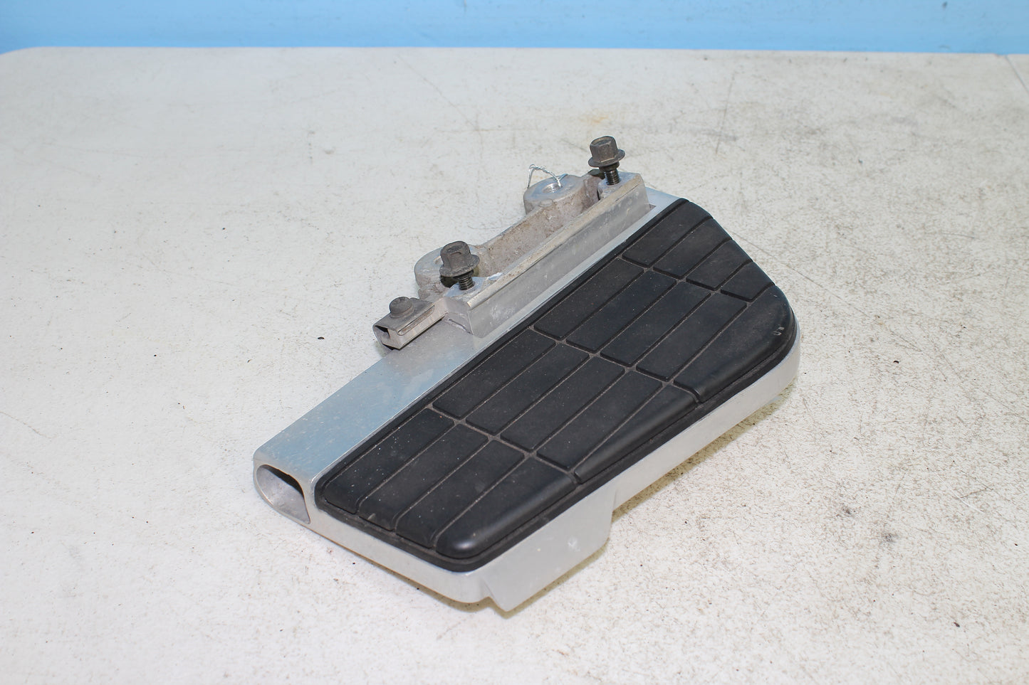88-00 Honda Goldwing GL1500 OEM Rear Right Passenger Floorboard 50715-MW5-870