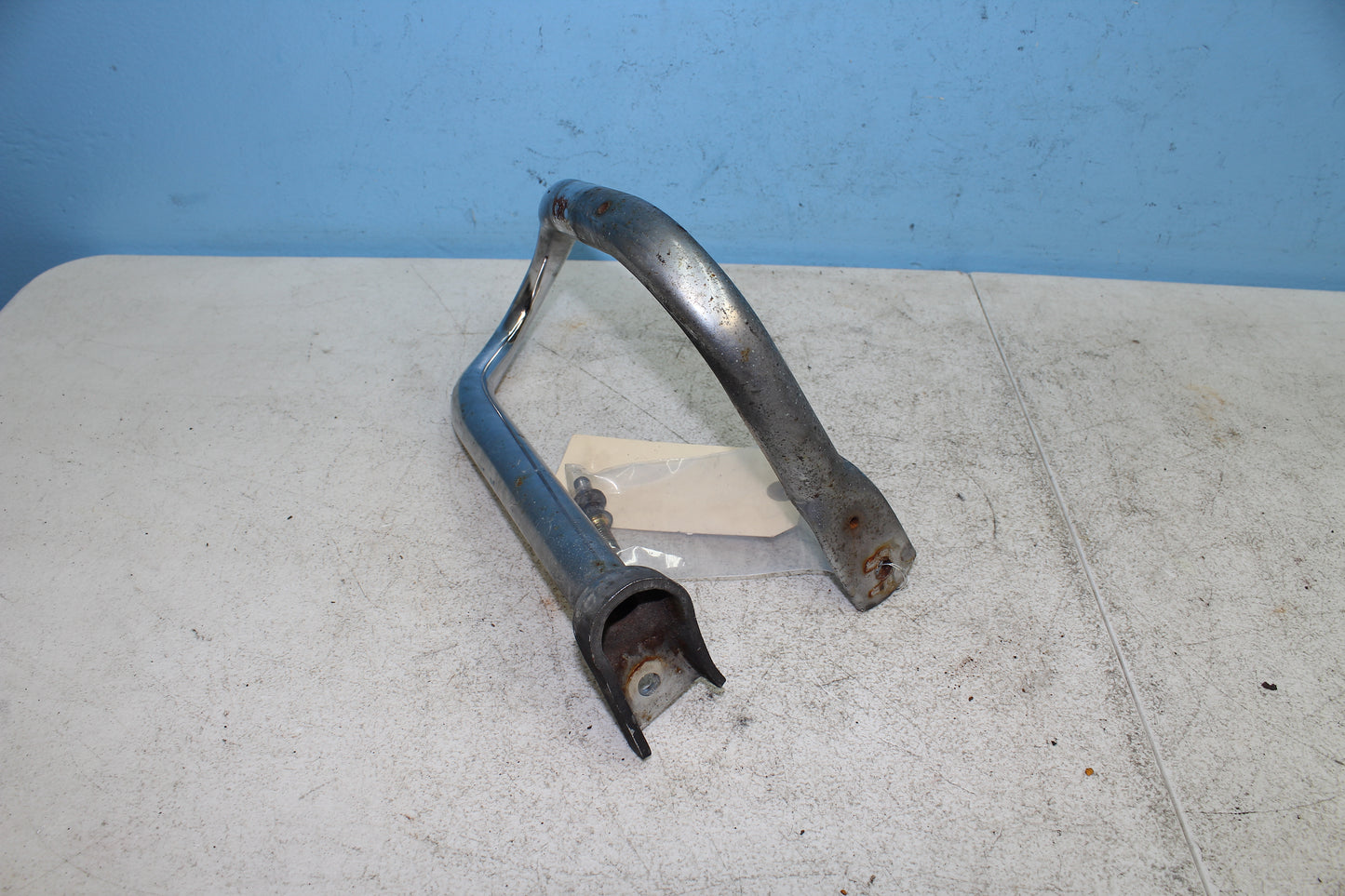88-00 Honda Goldwing GL1500 OEM Rear Left Crash Bar Saddlebag Guide 84140-MN5-000