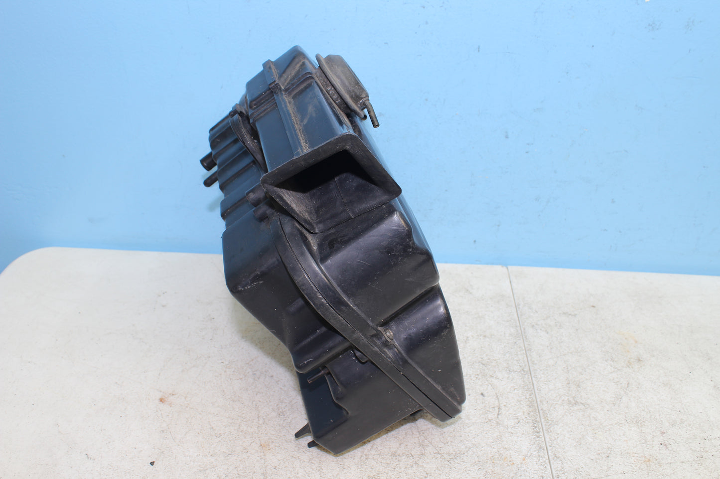 88-00 Honda Goldwing GL1500 OEM Airbox Air Cleaner Assembly