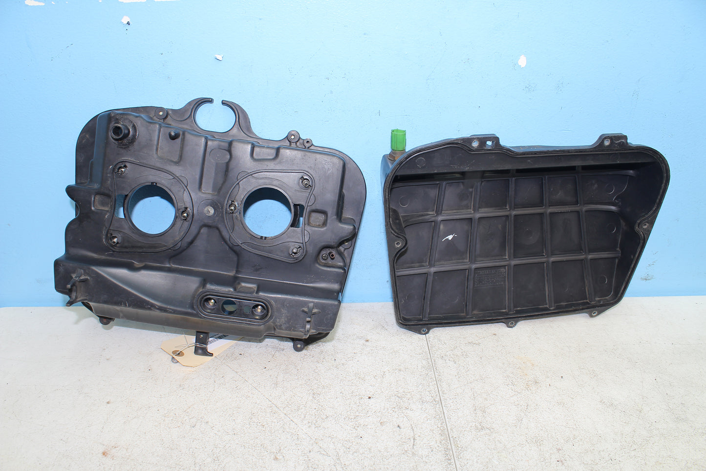 88-00 Honda Goldwing GL1500 OEM Airbox Air Cleaner Assembly