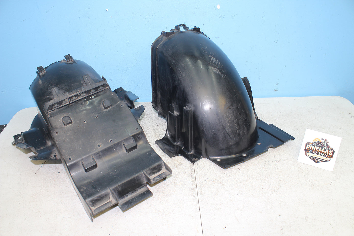 88-00 Honda Goldwing GL1500 OEM Rear Inner Fender Liner (2 pc) *DMG*