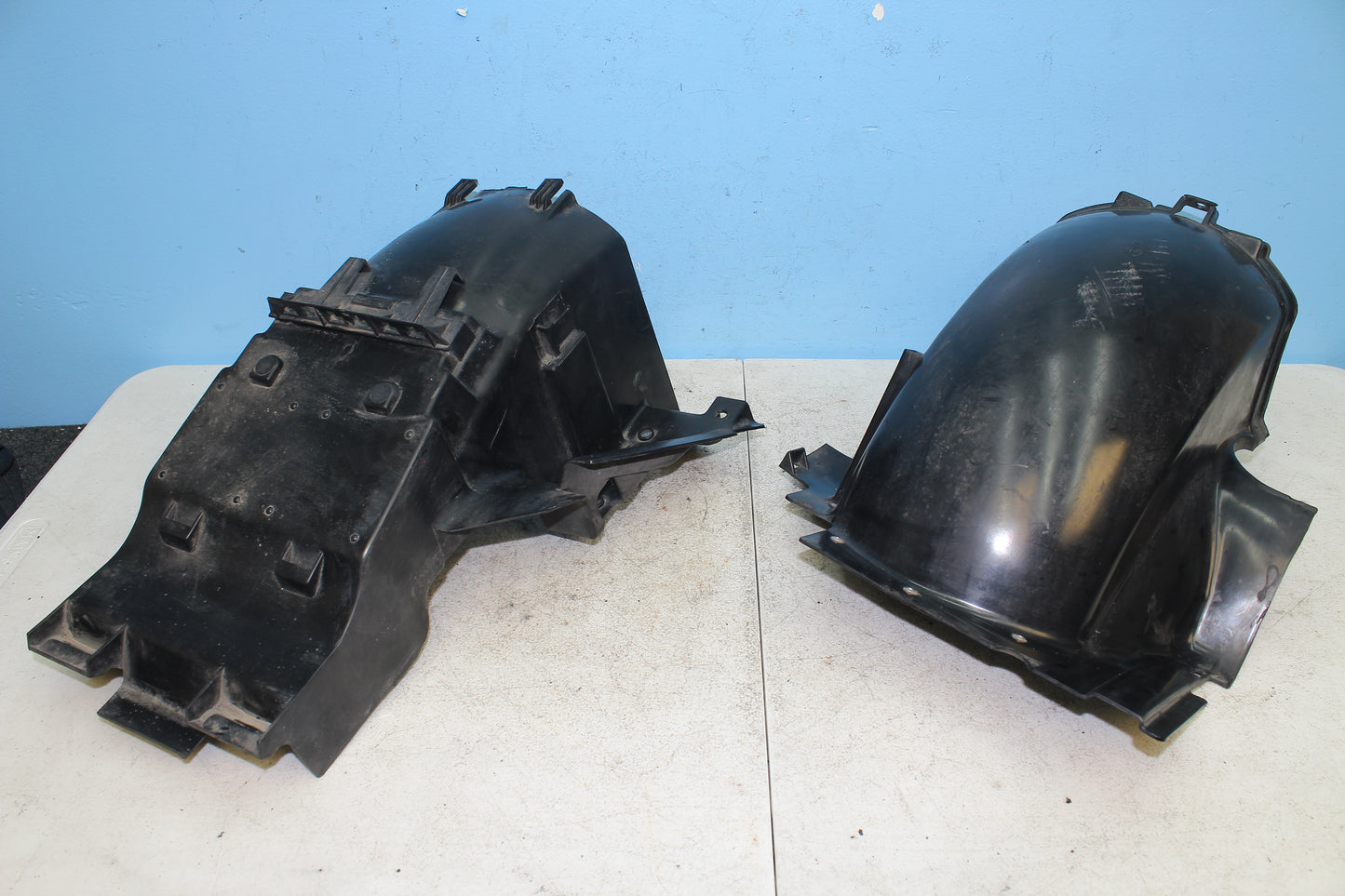 88-00 Honda Goldwing GL1500 OEM Rear Inner Fender Liner (2 pc) *DMG*