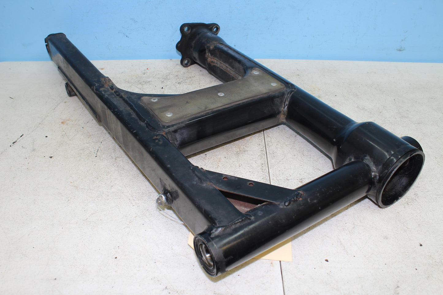 88-00 Honda Goldwing GL1500 OEM Swing Arm 52100-MT8-000