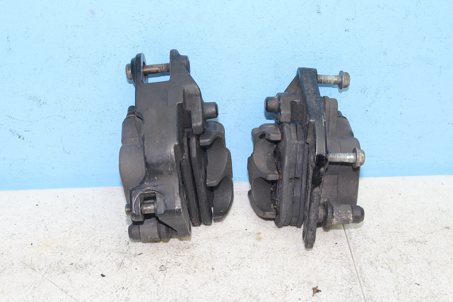 88-00 Honda Goldwing GL1500 OEM Front Brake Calipers (PAIR)