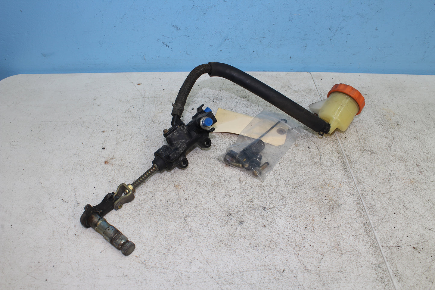 88-00 Honda Goldwing GL1500 OEM Rear Brake Master Cylinder w Reservoir 43500-MW5-871