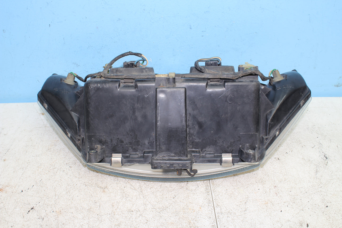 88-00 Honda Goldwing GL1500 OEM Headlight Housing 33101-MN5-053