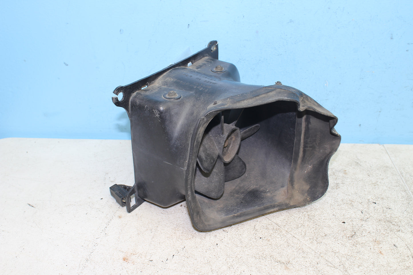 88-00 Honda Goldwing GL1500 OEM Right Radiator Cooling Fan w/ Shroud