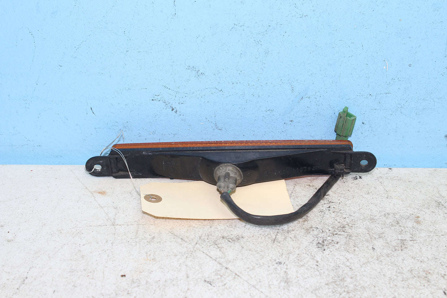 88-00 Honda Goldwing GL1500 OEM Front Right Fairing Side Marker 33740-MAM-A62