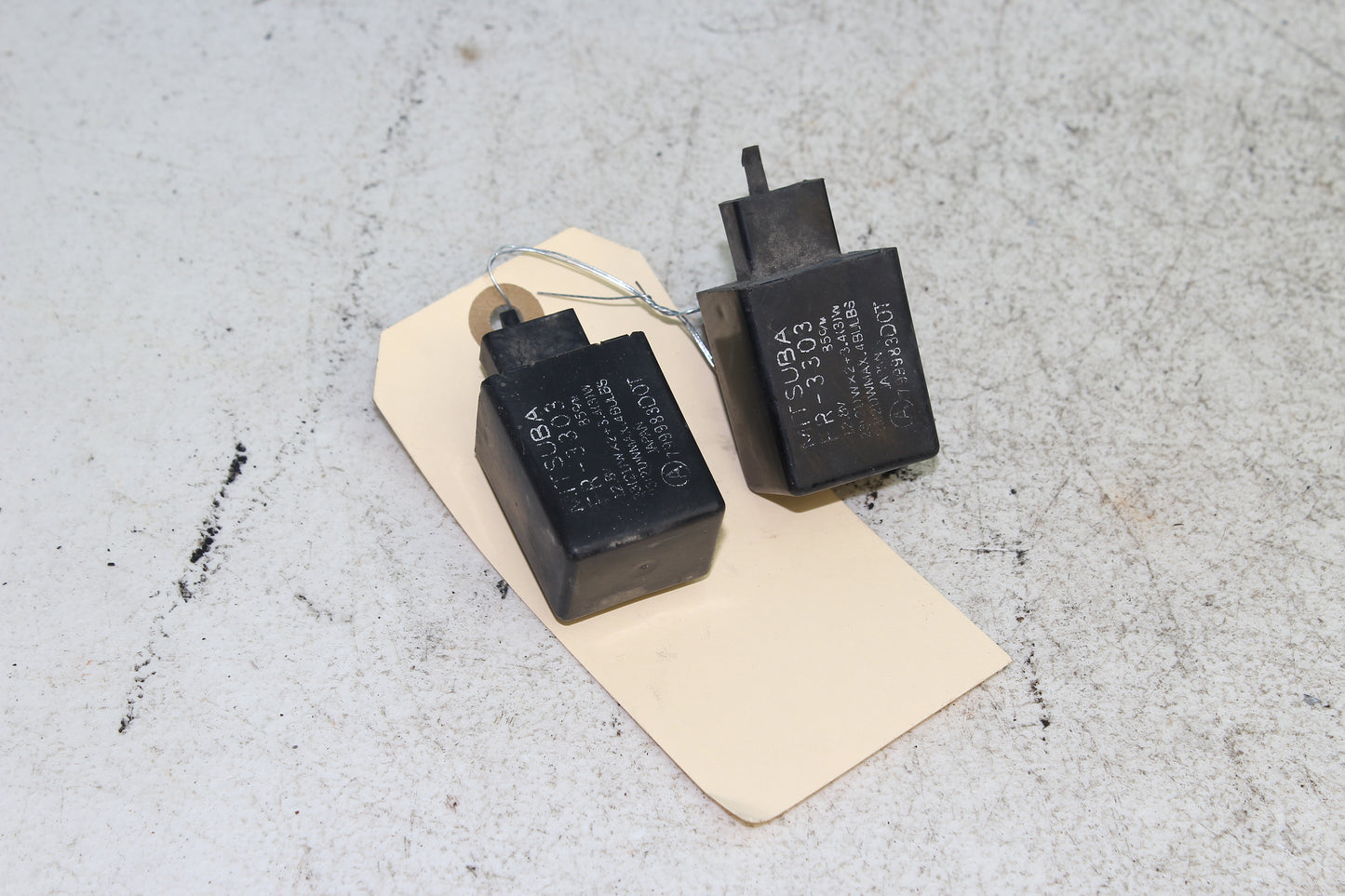 88-00 Honda Goldwing GL1500 OEM Flasher Turn Signal Relay FR-3303 Pair