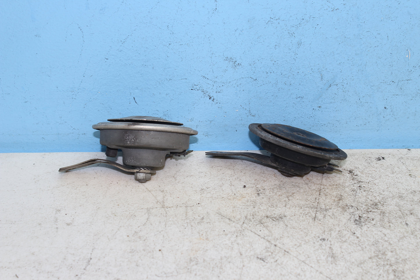 88-00 Honda Goldwing GL1500 OEM Horn 38110-MN5-003