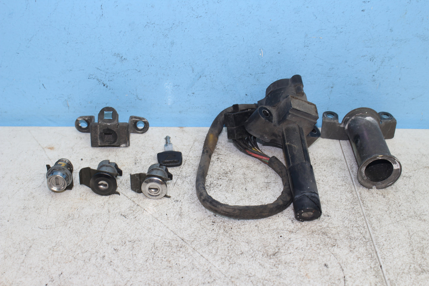 88-00 Honda Goldwing GL1500 OEM Ignition Cylinder Switch Lock Key Set