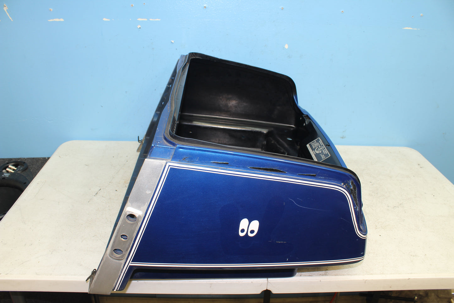 88-00 Honda Goldwing GL1500 OEM Rear Trunk Base 80110-MN5-000 81112-MN5-000