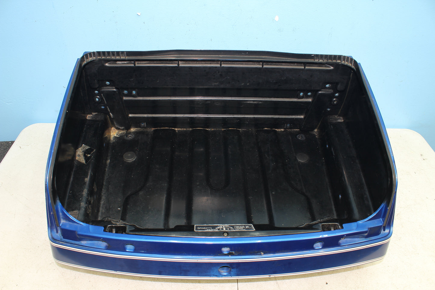 88-00 Honda Goldwing GL1500 OEM Rear Trunk Base 80110-MN5-000 81112-MN5-000