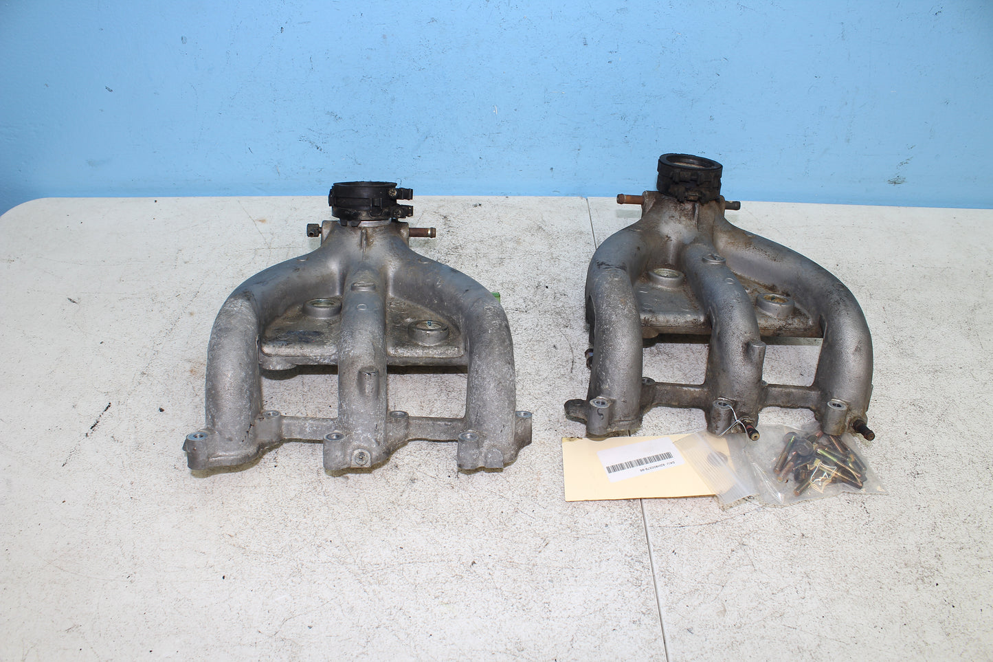 88-00 Honda Goldwing GL1500 OEM Intake Manifold Set 17120-MY4-000 / 17110-MY4-000