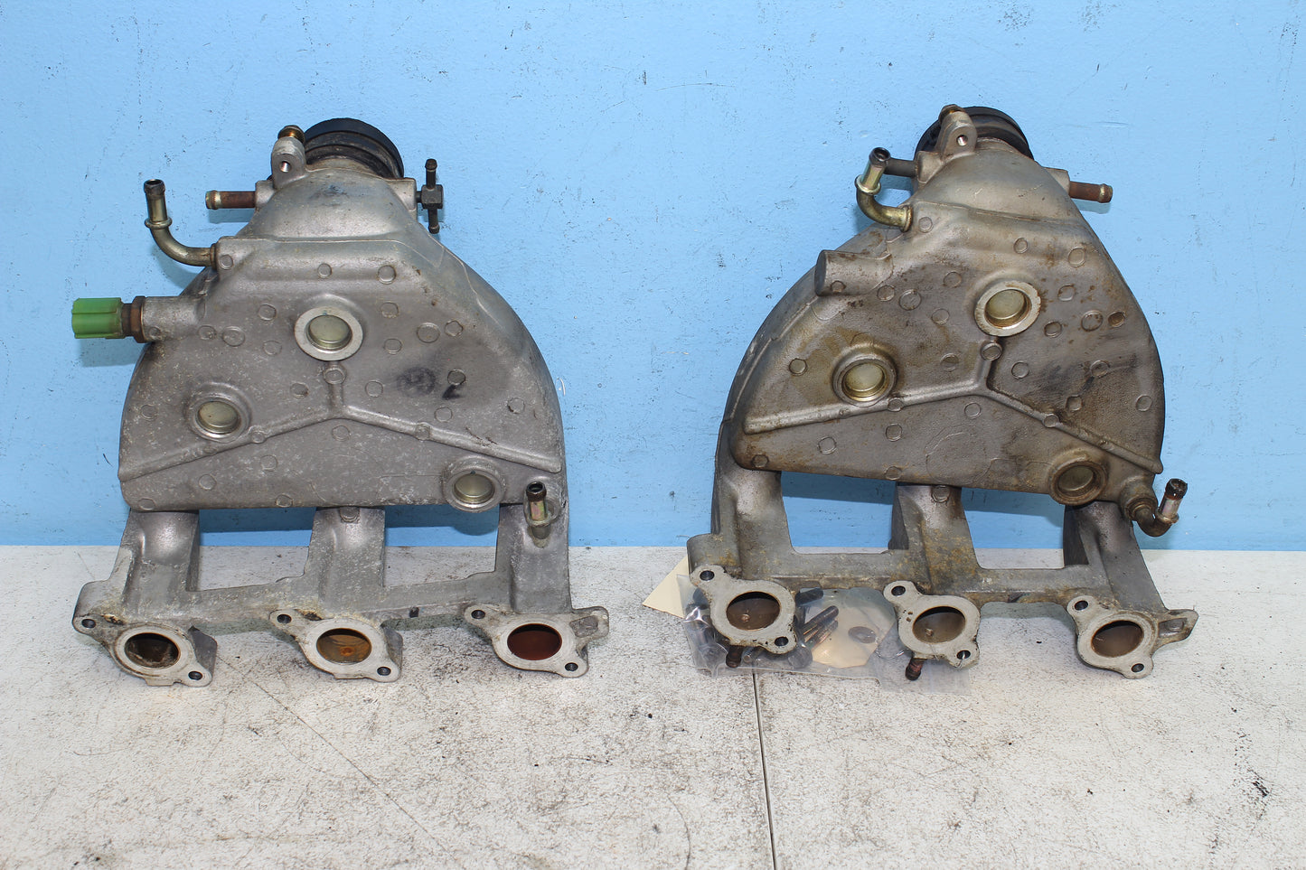 88-00 Honda Goldwing GL1500 OEM Intake Manifold Set 17120-MY4-000 / 17110-MY4-000