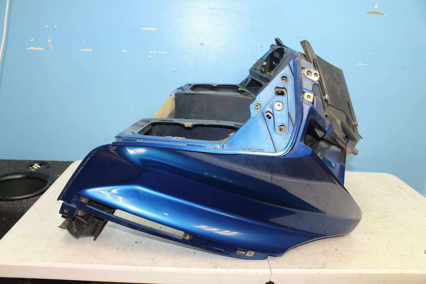 88-00 Honda Goldwing GL1500 OEM Front Inner Fairing Headlight Cowl