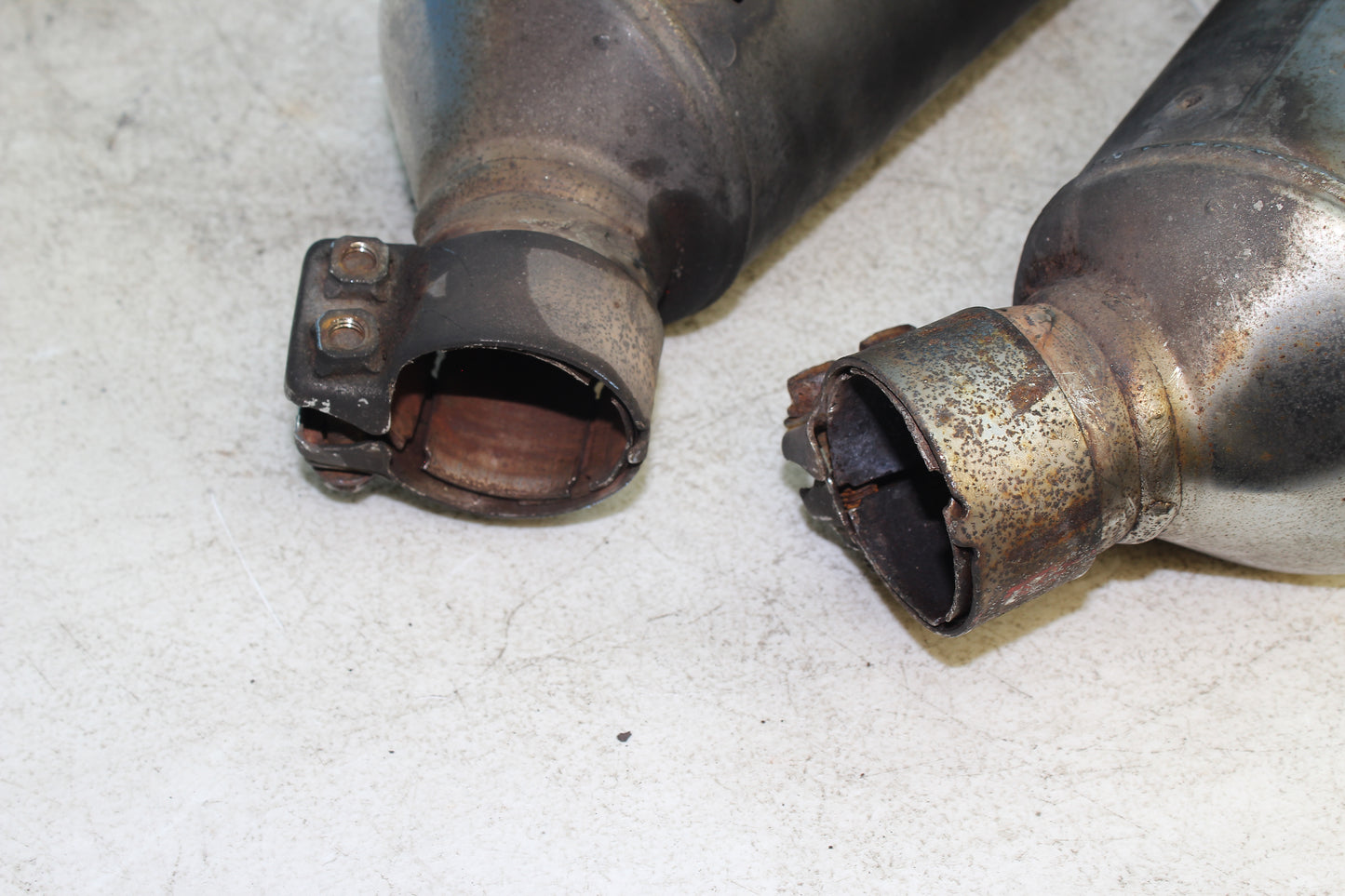 88-00 Honda Goldwing GL1500 OEM Exhaust Muffler Left Right Set