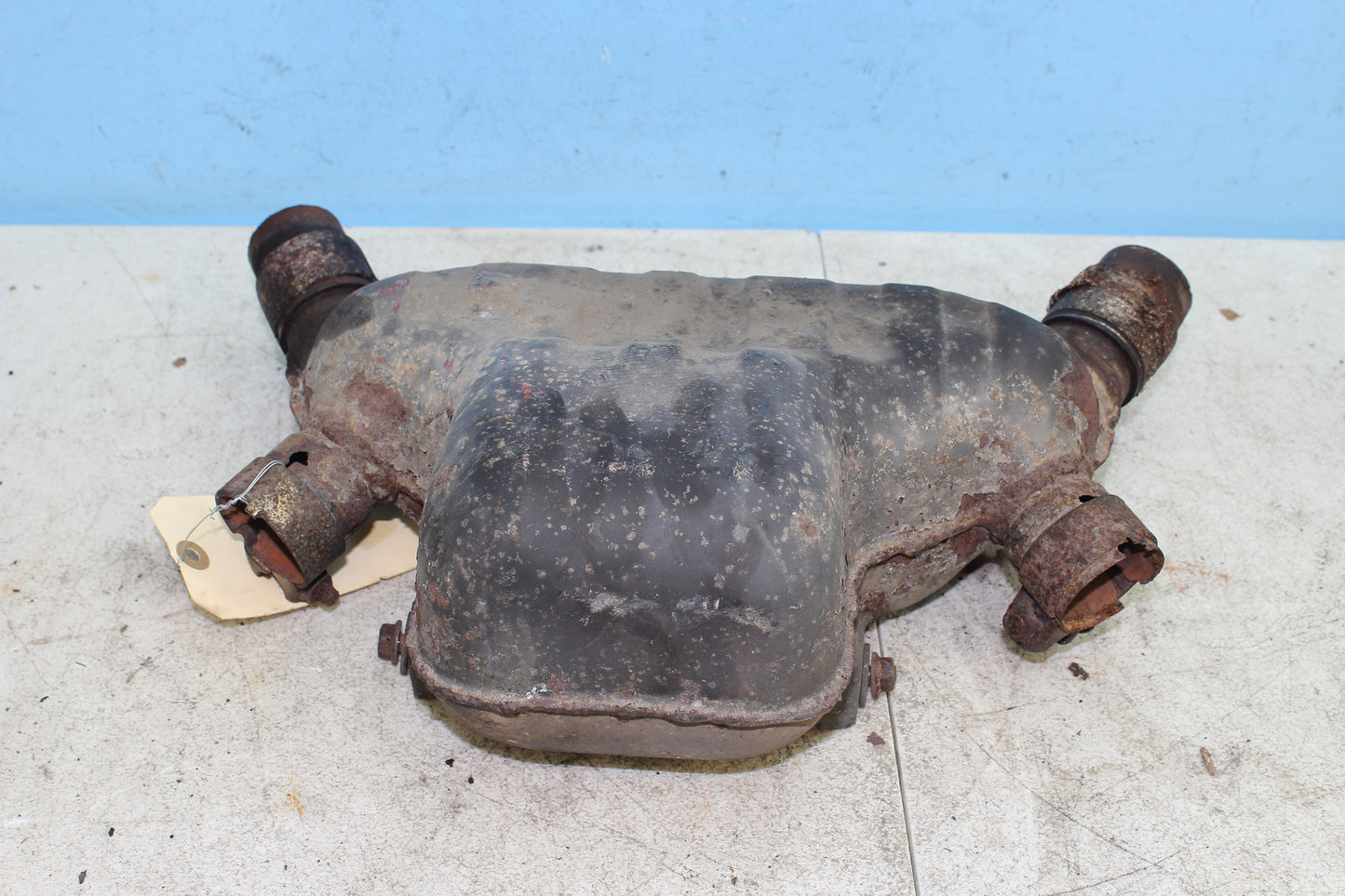 88-00 Honda Goldwing GL1500 OEM Exhaust Chamber 18340-MN5-003