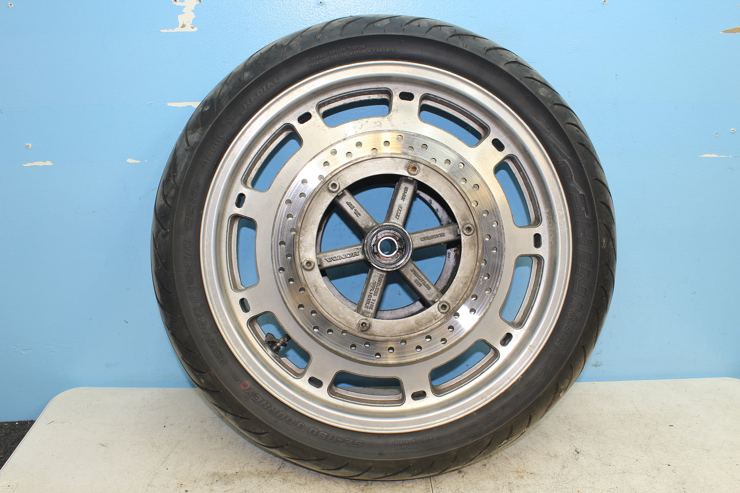 88-00 Honda Goldwing GL1500 OEM Front Wheel Rim Assembly