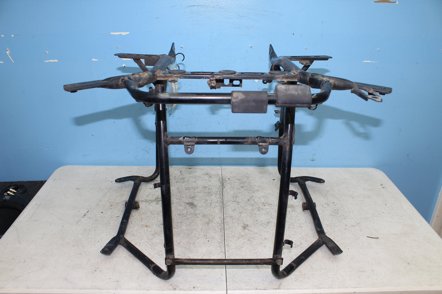 88-00 Honda Goldwing GL1500 OEM Rear Sub Frame Saddlebag Trunk Mount 84100-MN5-610