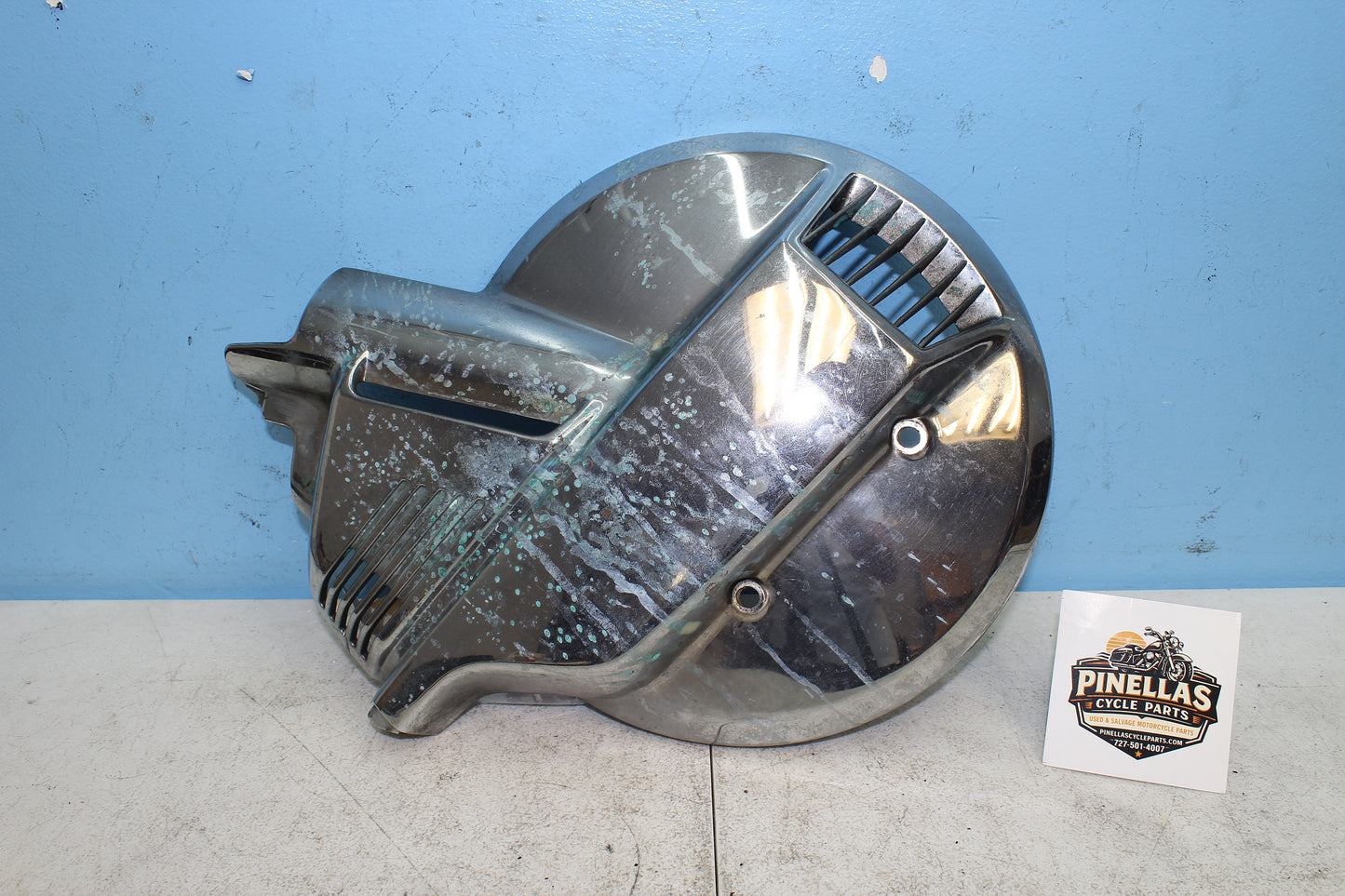 88-00 Honda Goldwing GL1500 OEM Right Front Wheel Rotor Cover 44111-MN5-000ZA *DMG*