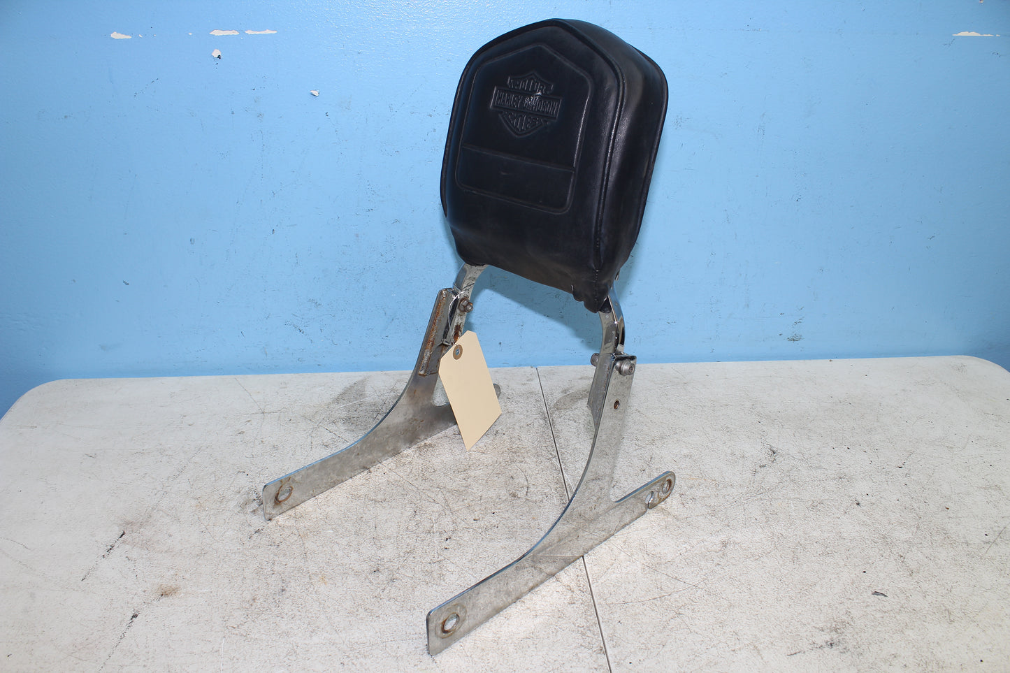 00-03 Harley Davidson Dyna Low Rider Sissy Bar / Passenger Backrest 52412-79A