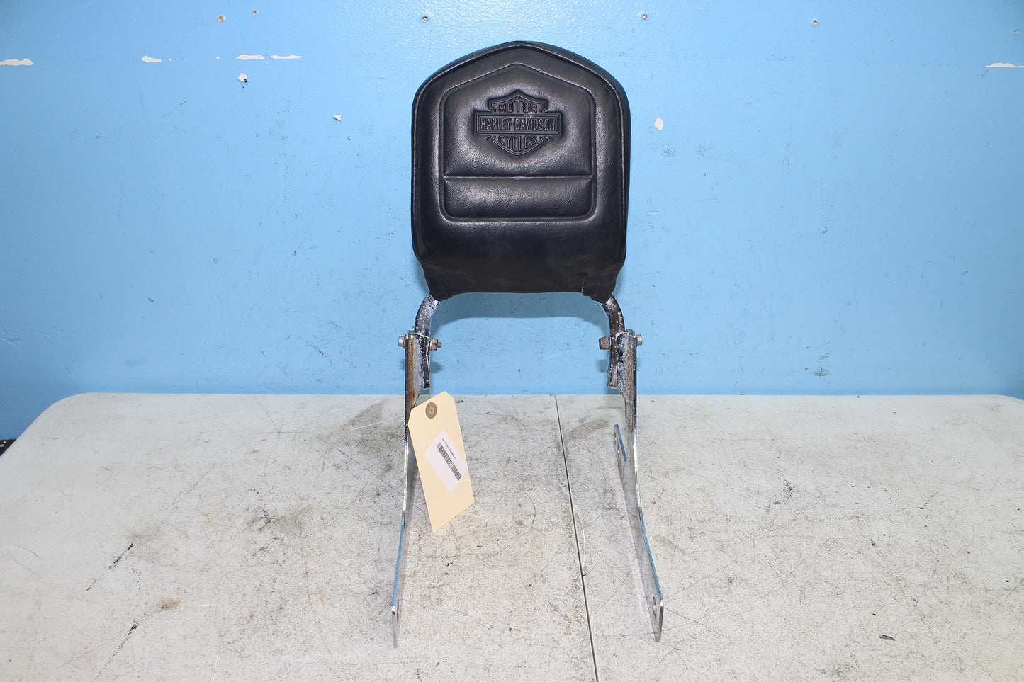 00-03 Harley Davidson Dyna Low Rider Sissy Bar / Passenger Backrest 52412-79A