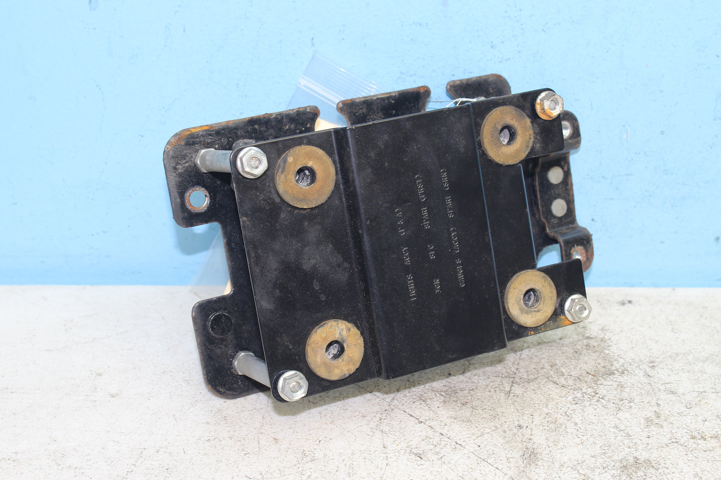 2000-2003 Harley Davidson Dyna Low Rider FXDL OEM Electrical Fuse Panel Assembly