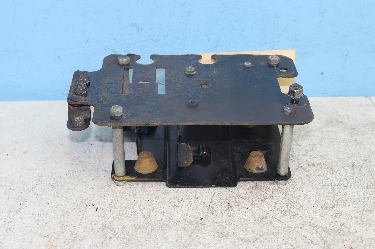 2000-2003 Harley Davidson Dyna Low Rider FXDL OEM Electrical Fuse Panel Assembly