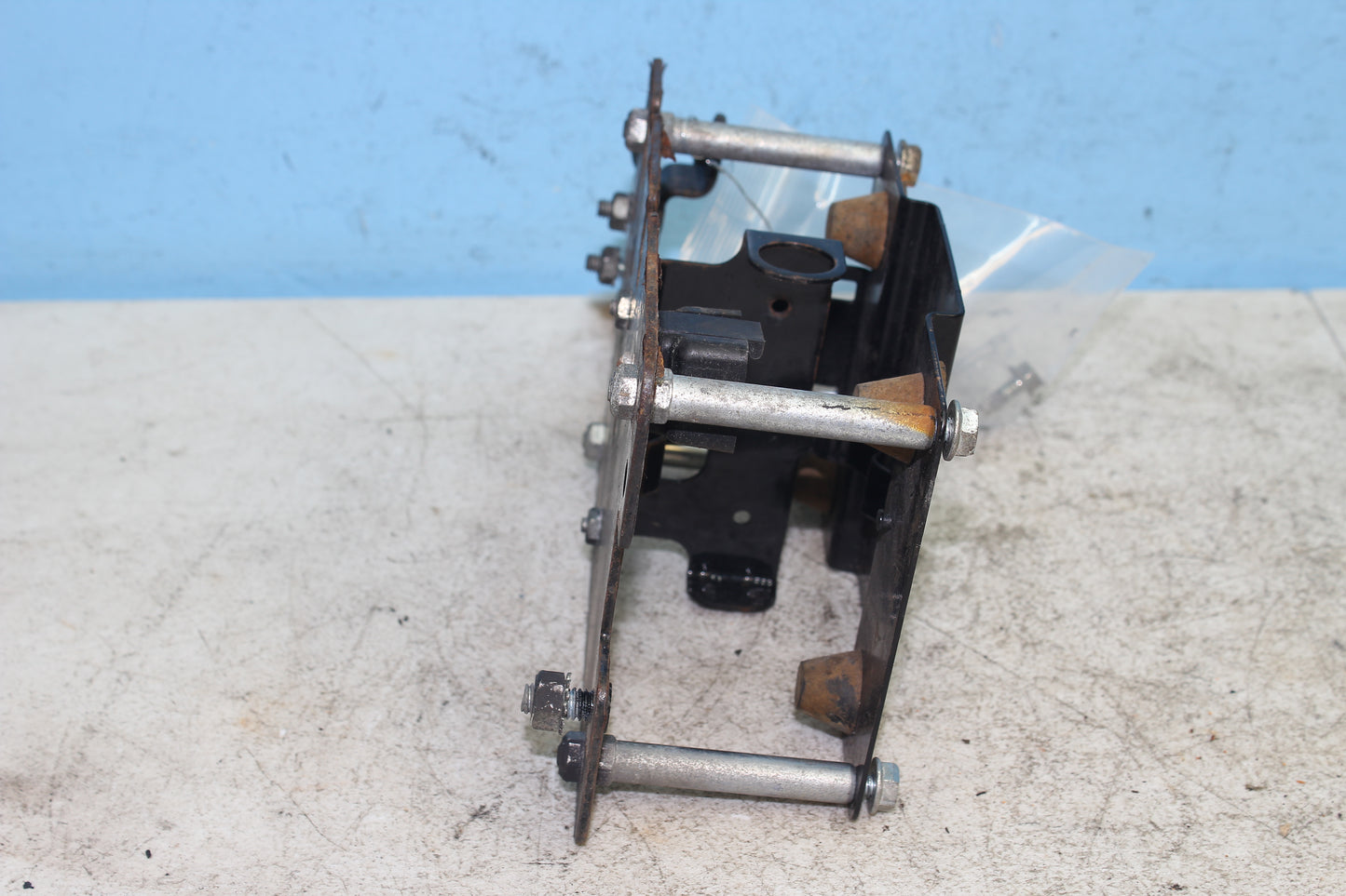 2000-2003 Harley Davidson Dyna Low Rider FXDL OEM Electrical Fuse Panel Assembly