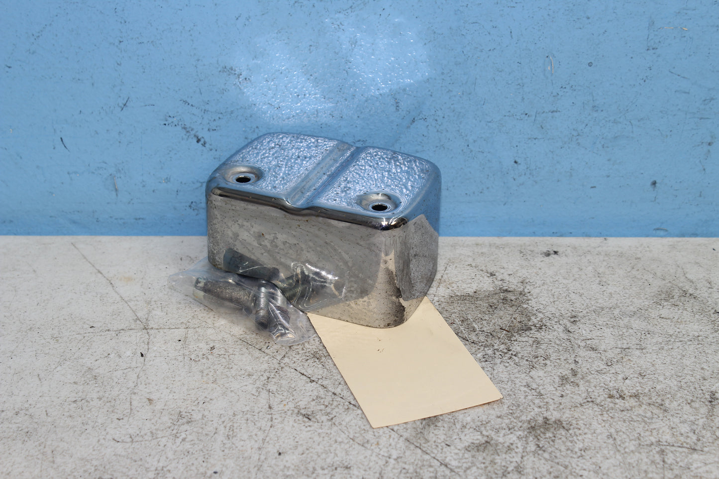 2000-2003 Harley Davidson Dyna Low Rider FXDL OEM Ignition Coil Cover 31644-99